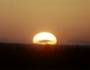 � Christoph Lohuis; Sonne/Sonnenuntergang, 21. Mai 2000, 300 mm Teleobj. + 2-fach Konverter, 1/250 Sekunde, AGFA XRG 100, Ort: Neuenhaus