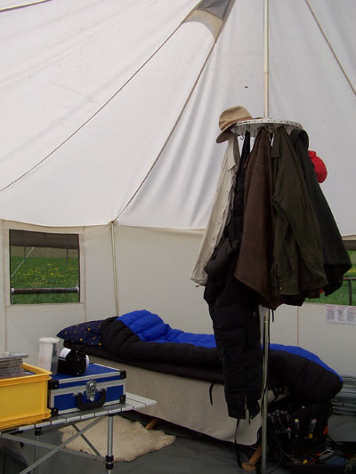 � N. Kloth 2005